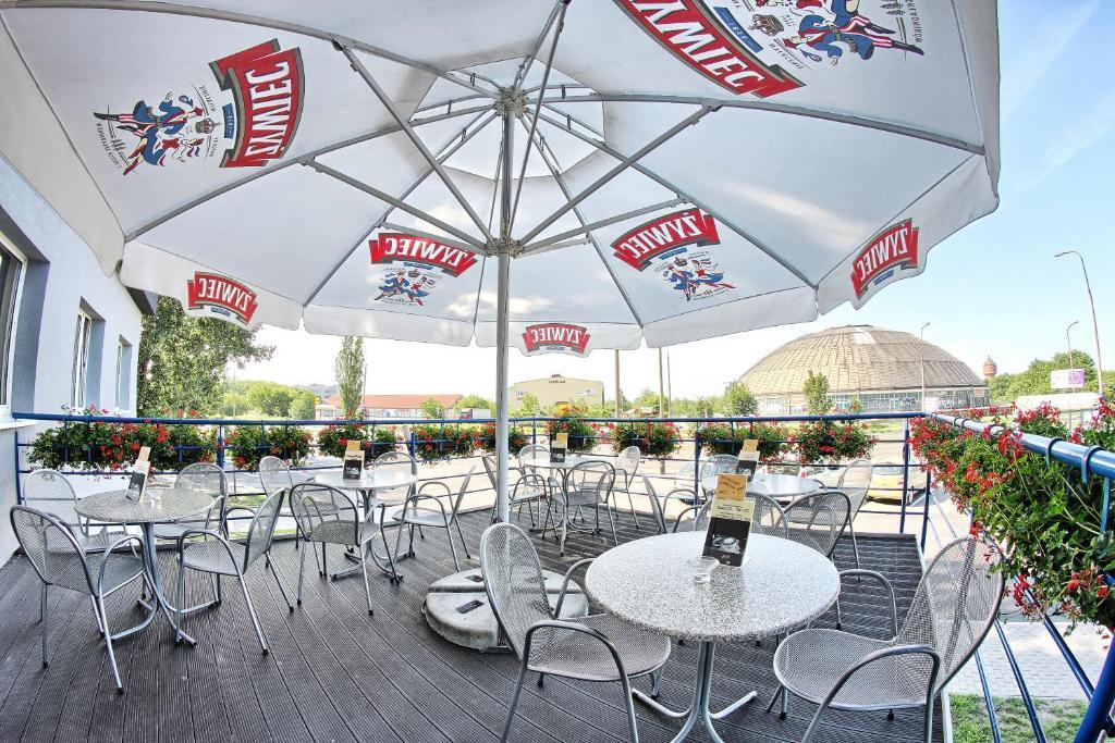 Hotel Festival Opole Exterior foto